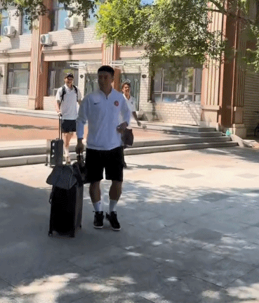 媒体人：辽宁铁人今日已出征大连，提前前往客场备战辽宁德比
