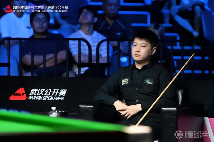 赵心童5-1击败罗伯逊,中国斯诺克时隔11年登顶世界第一