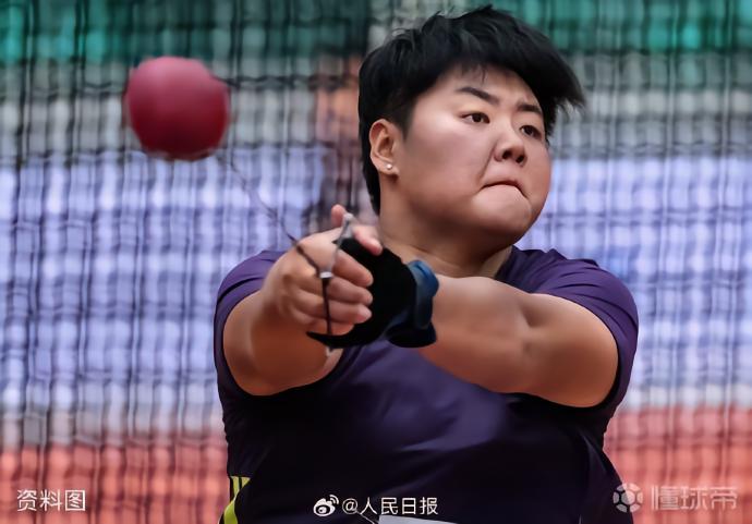 张家乐在全锦赛女子链球比赛中创下新纪录