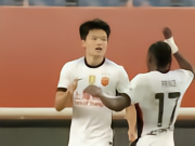 海港客场3-0山东晋级足协杯半决赛，杨希传射建功，莱昂纳多助攻
